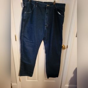 Wrangler mens 42x32 new jeans